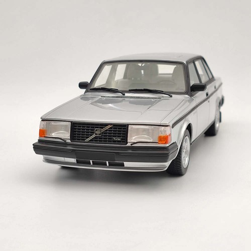 Coleccionables DNA 1/18 Volvo 244 Turbo Plata DNA000115 Modelo de Coche Limitado - Imagen 4 de 8