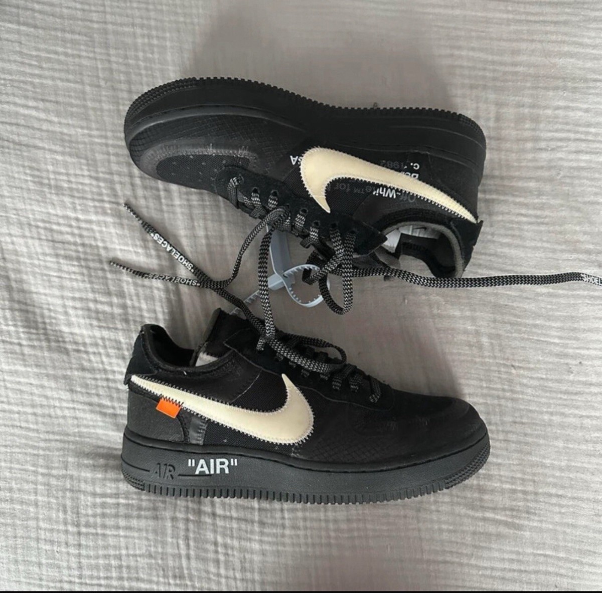 nike off white air force one black