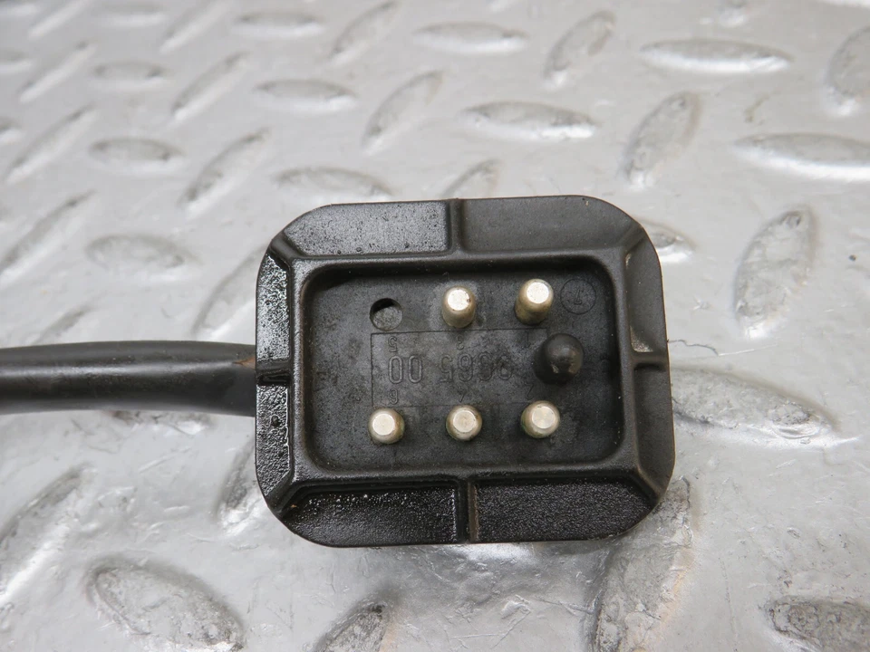 Motor limpiaparabrisas Mercedes-Benz S123 240D camioneta Bosch 0390341077 Foto 4 de 4