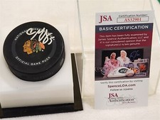 CONNOR MURPHY signed BLACKHAWKS official game puck JSA COA
