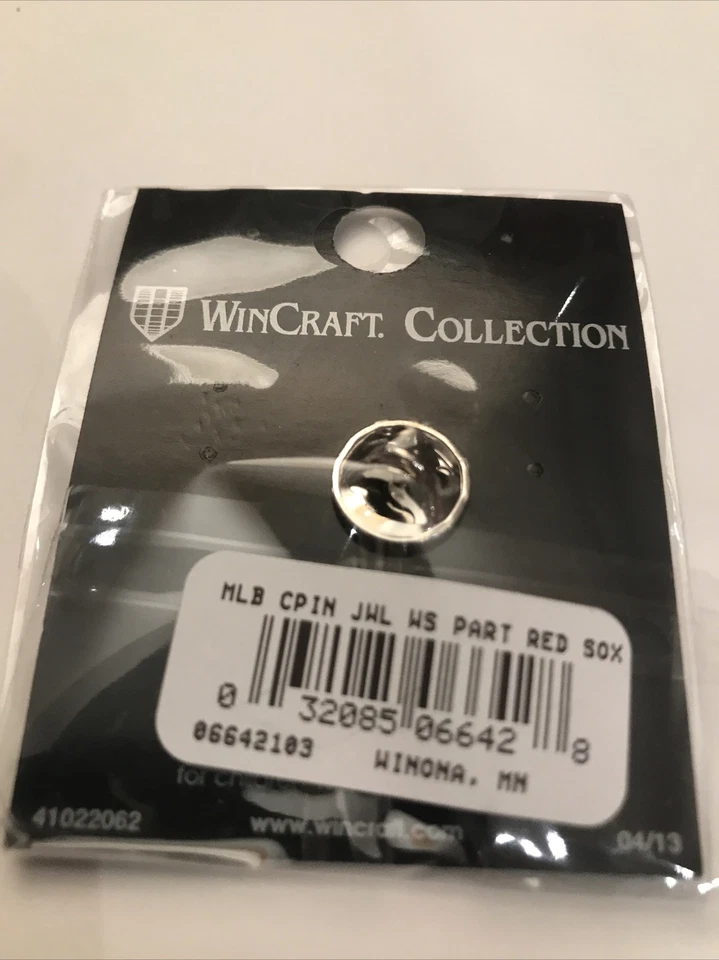 RED SOX OFFICIALLY LICENSED 2018 WORLD SERIES PIN BY WIN-CRAFT COLLECTION - Image 2 of 2