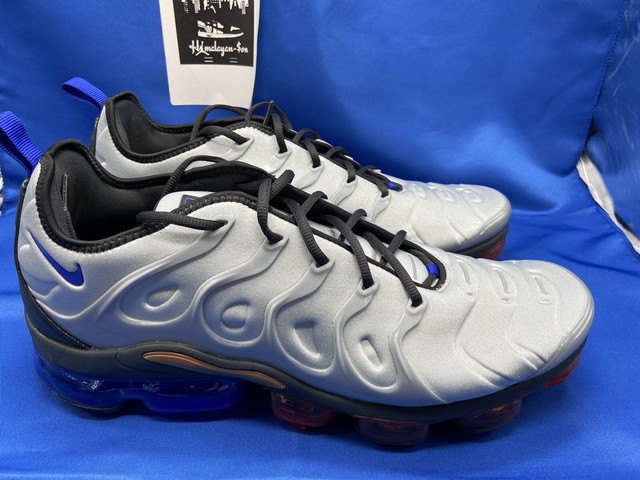 vapormax plus metallic silver