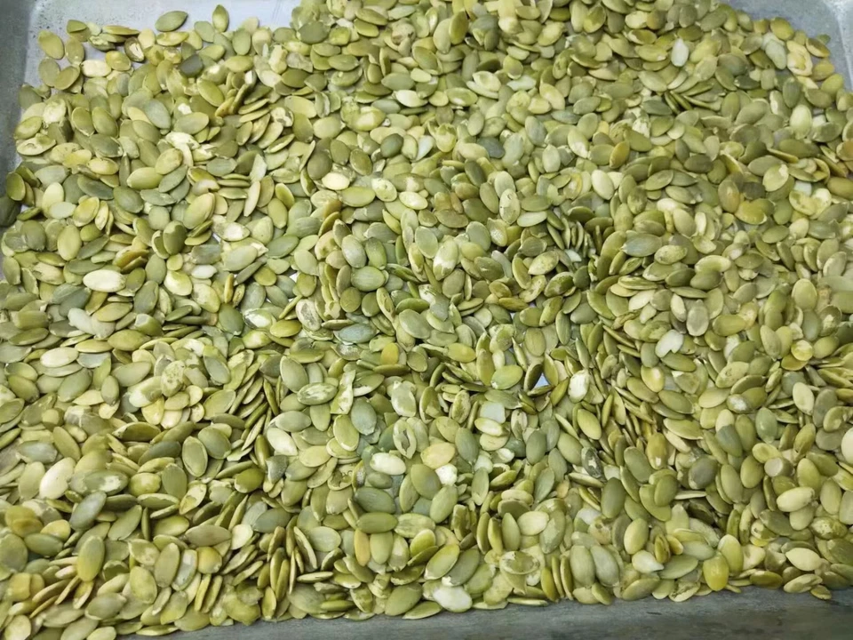 Pumpkin Seeds 1kg Ready to Eat Raw kernels kg pumkin 2kg 5kg bulk UK dogs birds - Image 2 of 2