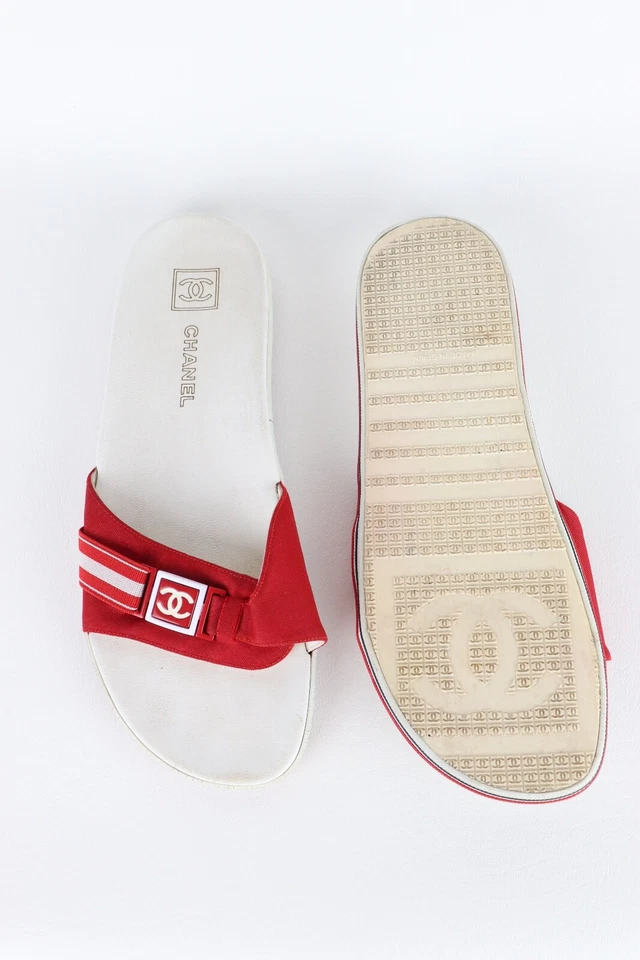 Chanel Red Sport Line CC Slides Foto 3 de 4