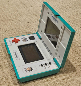 NINTENDO BOMB SWEEPER Game and Watch vintage electronic handheld LCD game 1987