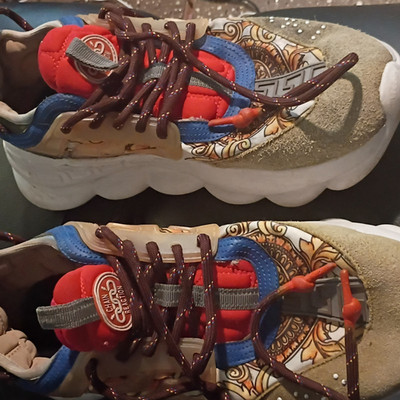 Versace Chain Reaction Barocco Men s Low Top Lace-Up Athletic Sneaker Multicolor