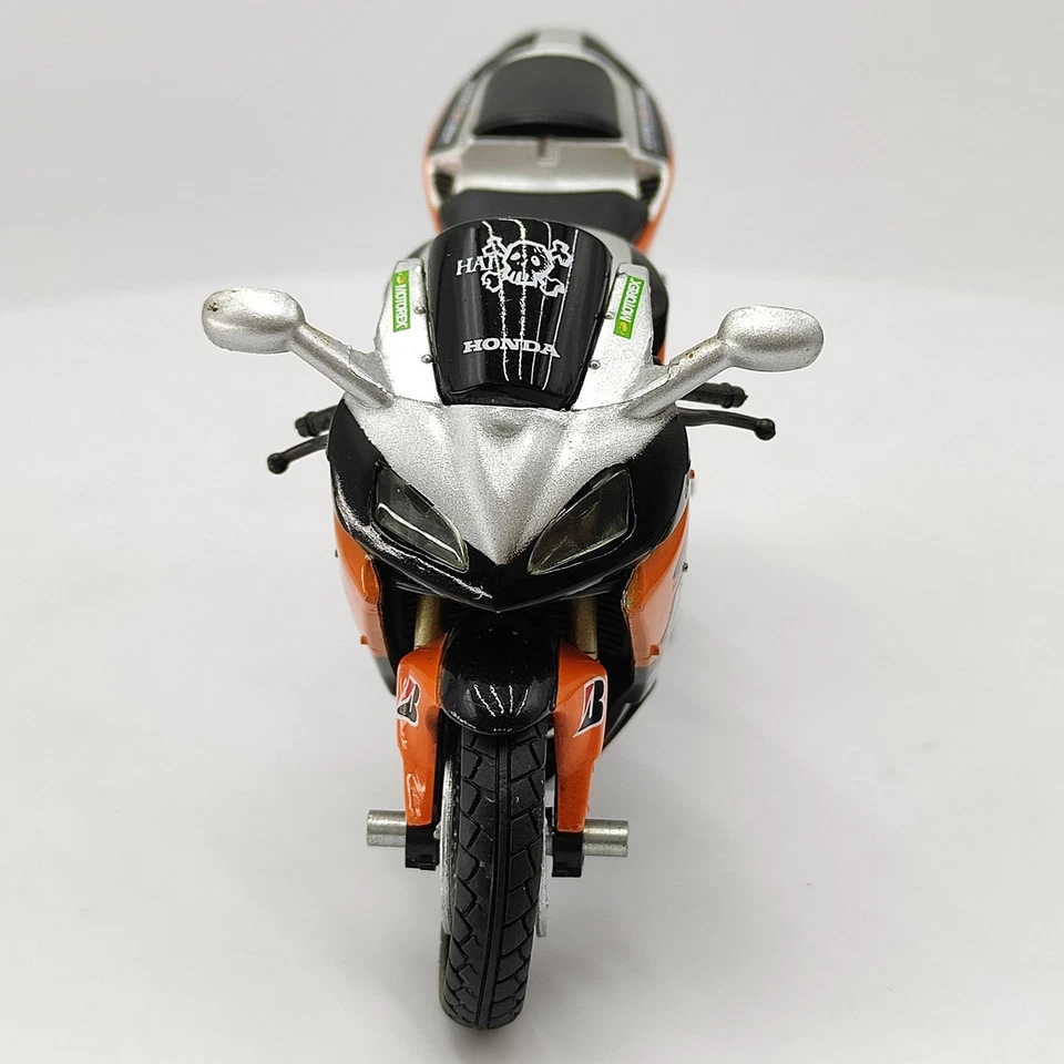 NEWRAY 1/18 Honda Alloy Car Model Collection Ornament  - Image 4 of 4