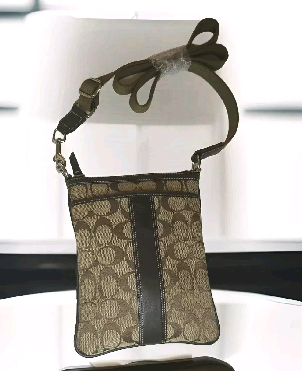 Borsa a tracolla firma coach 9"" x 7"" tasca esterna con cerniera superiore nuova!