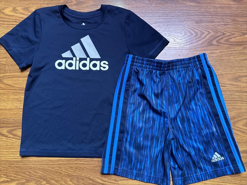 Boy's Adidas Shorts and T-Shirt Size 4T