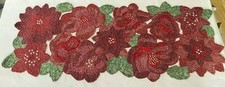 Christmas Beaded Table Runner Red Green Poinsettia Centerpiece Cynthia Rowley 36