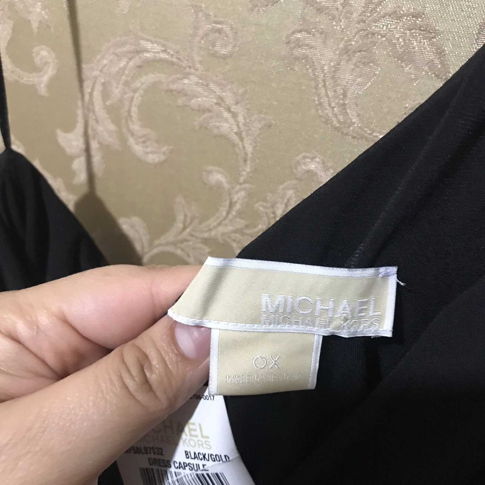 Abito classico elasticizzato Michael Kors nuovo con etichetta nero oro ferramenta monospalla taglia 0X
