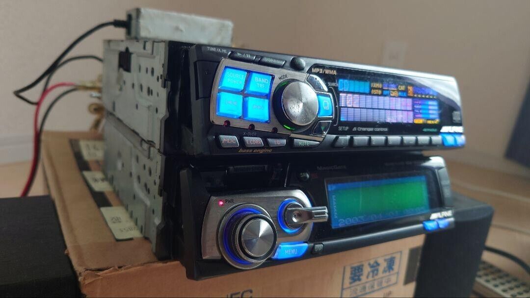 ALPINE CDA-9815J MDA-5060MS CD/MDset car audio system USED ALPINE CDA-9815J MDA-5060MS CD/MDset car audio system USED