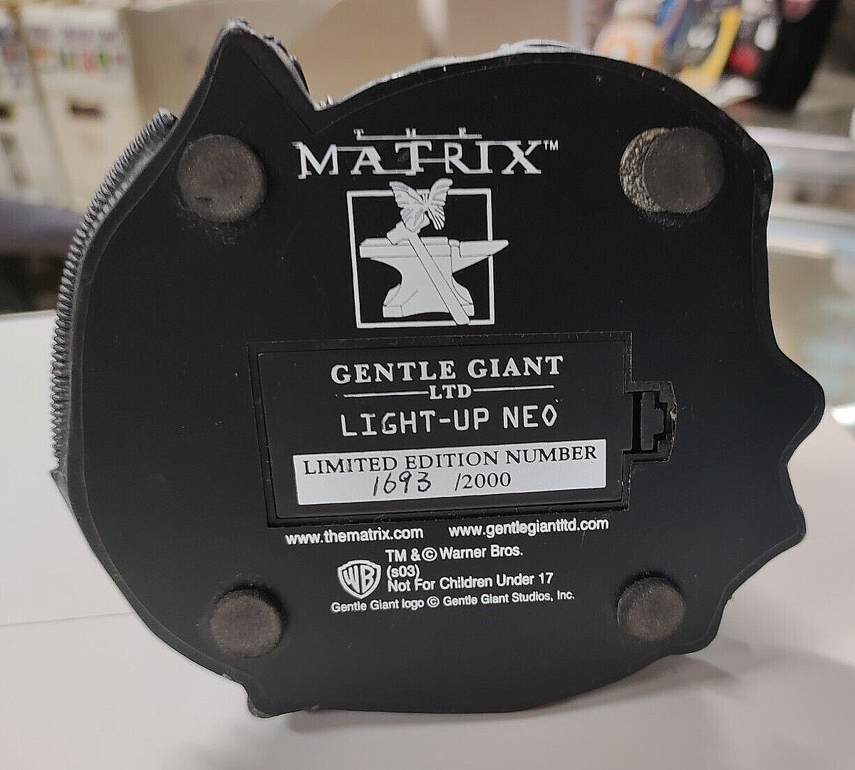 GENTLE GIANT LIGHT-UP NEO BUST Matrix Limited Edition Numbered
