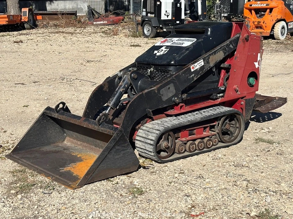 2019 Toro DINGO TX 525 W Walk Behind Mini Skid Steer Track Loader Stand bidadoo