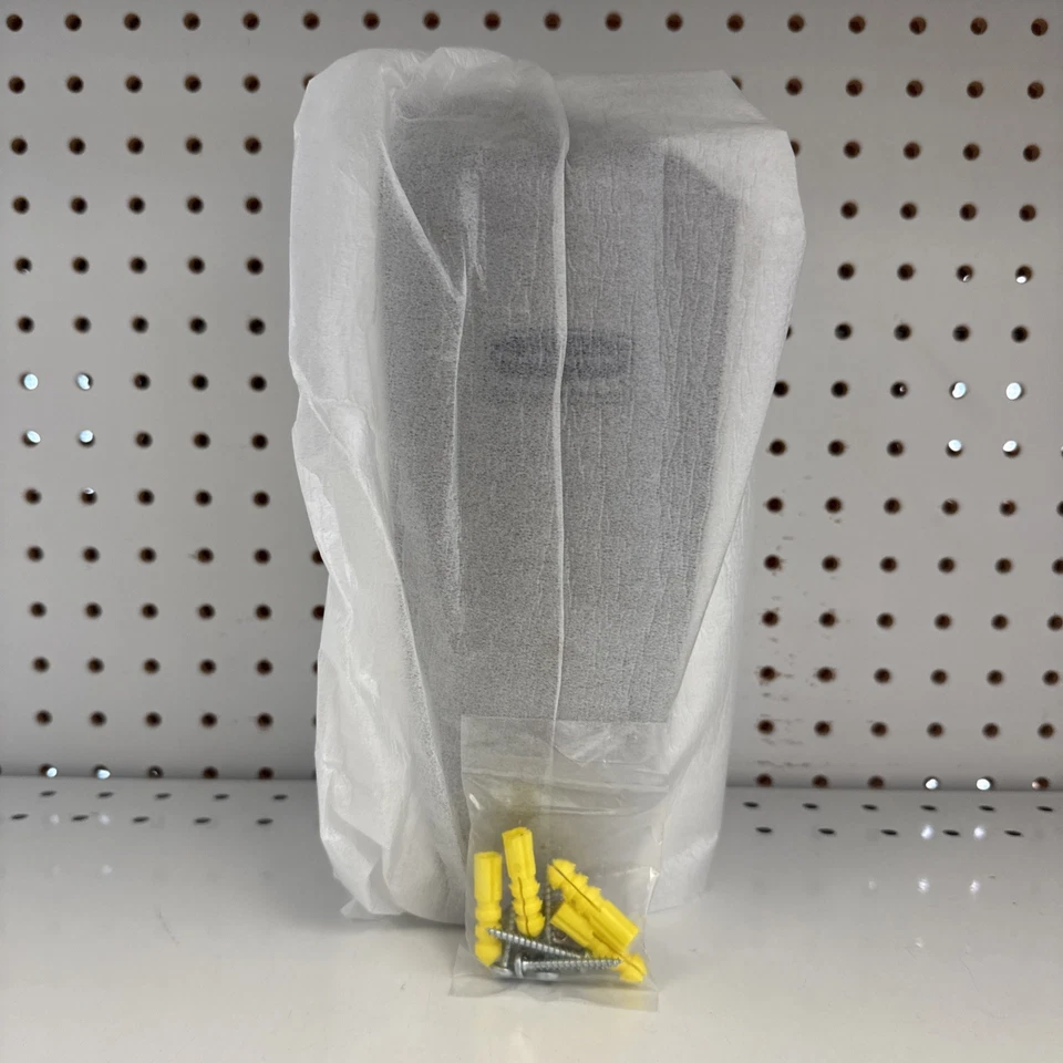 Jabón/espuma de manos automático Rubbermaid Commercial Products FG750140, blanco/gris Foto 4 de 4