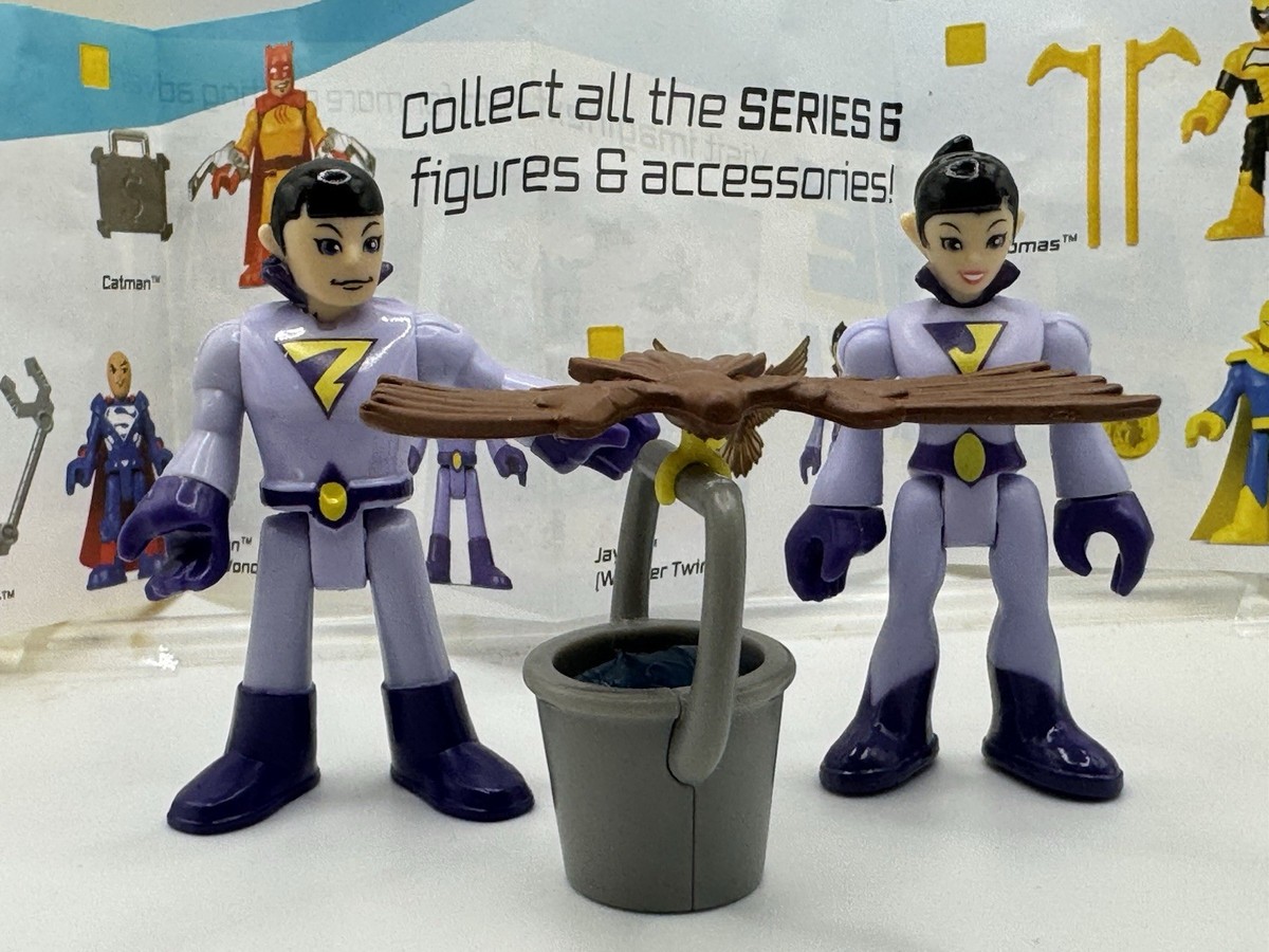 Fisher Price Imaginext Zan & Jayna Wonder Twins Figure Set