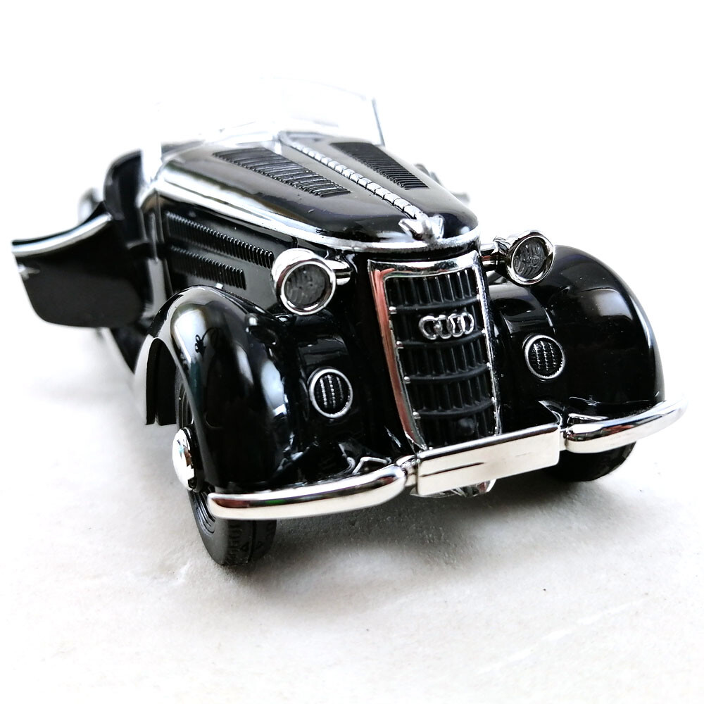 Wanderer 25K Roadster 1:24 CMC Gmbh ミニカー Wanderer 25K Roadster 1:24 CMC Gmbh ミニカー CMC Wanderer 25