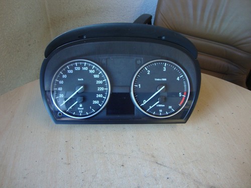 BMW E91 318d 105kW 2008 Tacho Kombiinstrument 1025350 9166846