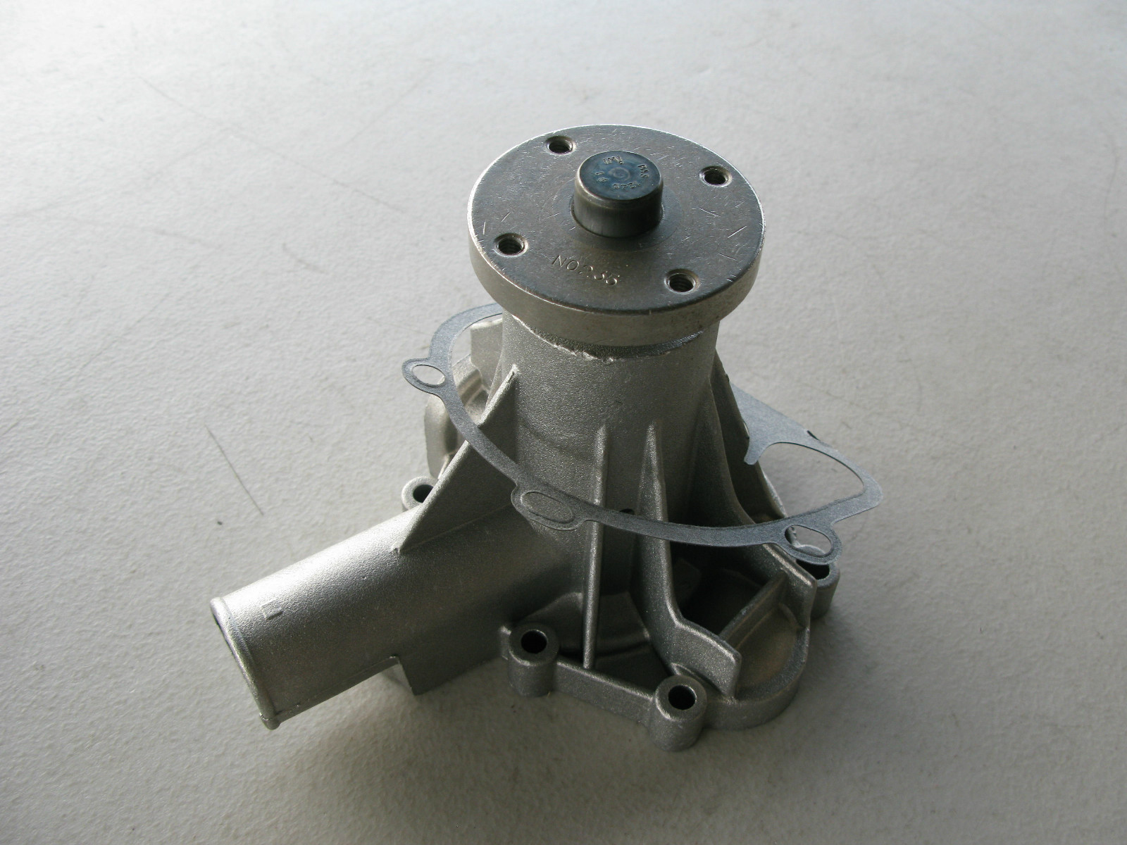 BUGATTI PA0290 ENGINE WATER PUMP 275619 FOR VOLVO 1974-1988