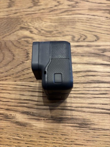 GoPro HERO6 4K digital action camera Good Condition w/ 2 batteries & accessories - Picture 5 of 9