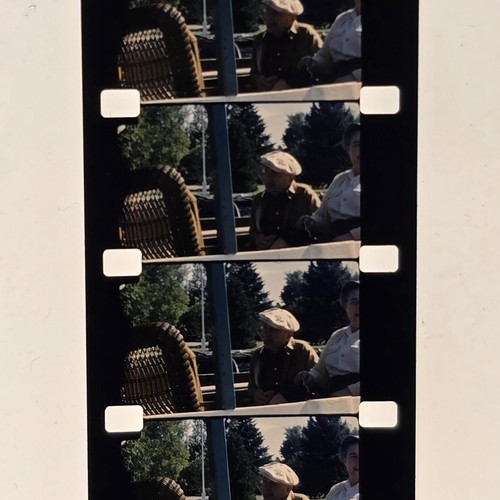 Vintage 16mm Film- PEOPLE 1951 family nature picnic - Home Movies Kodachrome - Picture 10 of 12