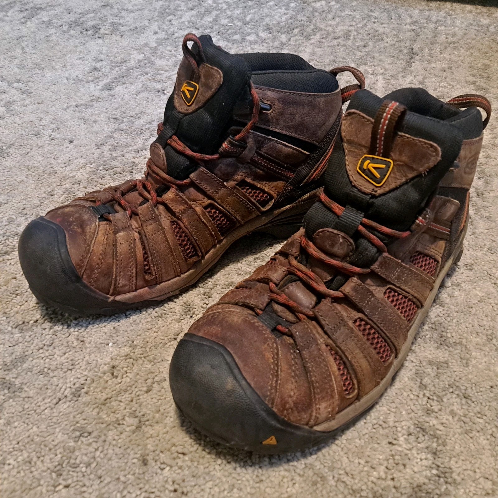 Scarpa da trekking KEEN da uomo taglia 10 5 M Targhee Vent atletica trail 1020743 marrone bassa