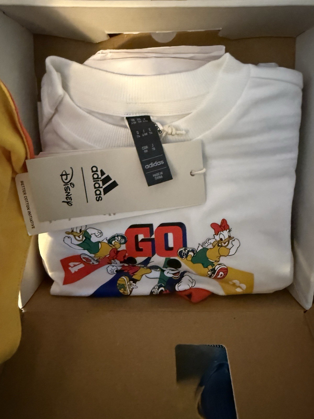 adidas x Disney Mickey Mouse Baby Gift Set 3pc Tee Shorts Bib 6-9M HR9490 NIB thumbnail 6