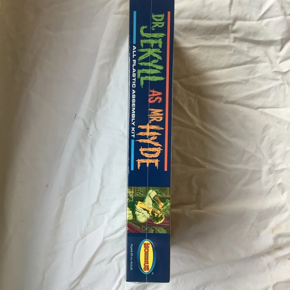 Moebius Modelos 460 Dr JEKYLL como Mr HYDE Kit Modelo Plástico Sellado Foto 2 de 2