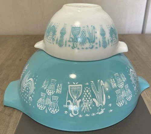 VTG Pyrex Amish Butterprint Cinderella Mixing Bowl 2 Set Turquoise #441 444