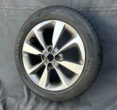 1x Original Hyundai i20 GB Alufelge 6x16 ET50 Felge 52910-C8100 16 Zoll ab 2014 - Bild 1 von 4