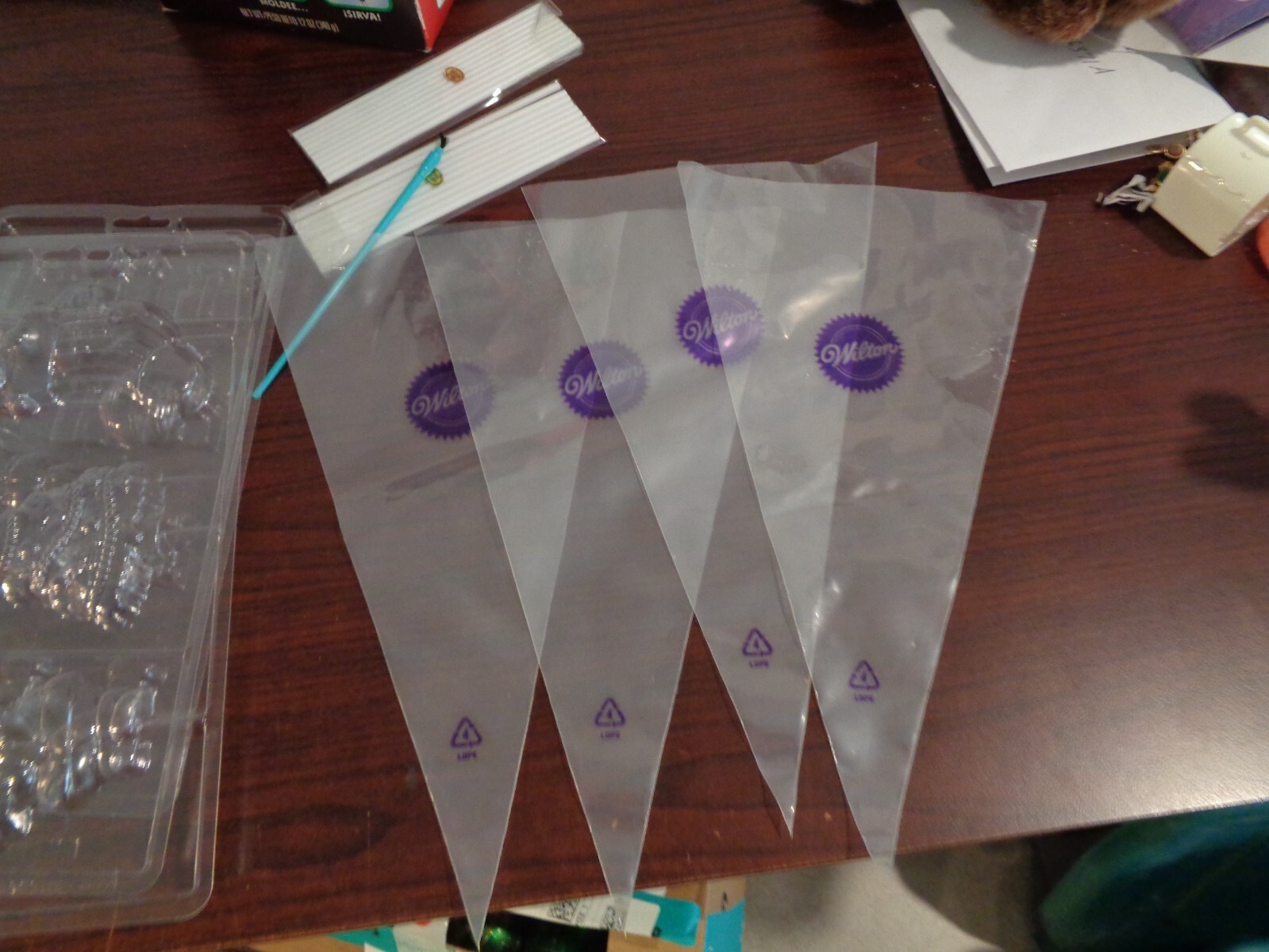 Wilton Holiday Christmas Candy Lollipop Making Kit Contains 3 Molds Sticks Bags