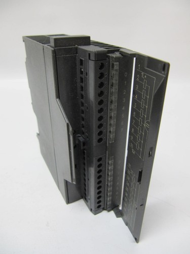 Siemens SIMATIC S7 Digital Output Module m. Reihenklemme 6ES7 322-1BH01-0AA0 - Bild 11 von 14