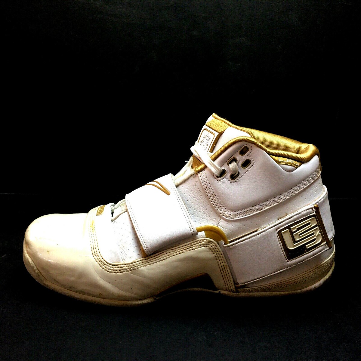 lebron james game 7 shoes