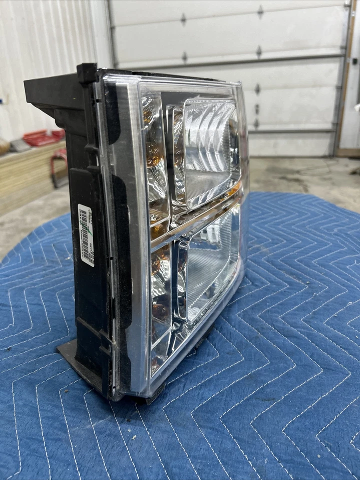 Faro lateral izquierdo pasajero GMC SIERRA 1500 07 08 09 10 11 12 2013 OEM RARO Foto 4 de 4