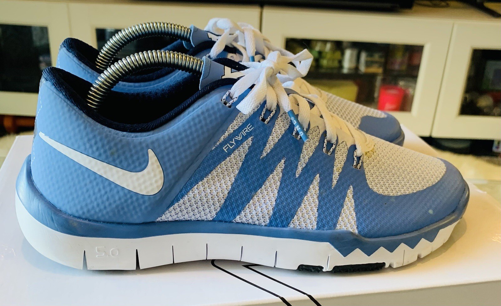 nike free trainer unc