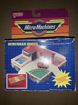Vintage Micro Machines 1987 Travel City Suburban House Play Set NO CAR FREE S/H