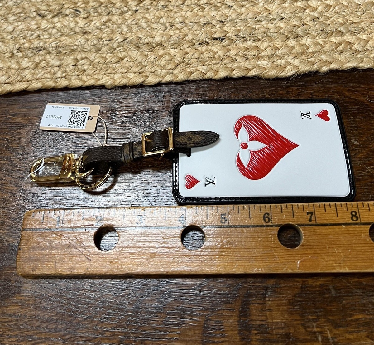 NEW LOUIS VUITTON “ CARD “ GAME ON Bag Charm Keychain