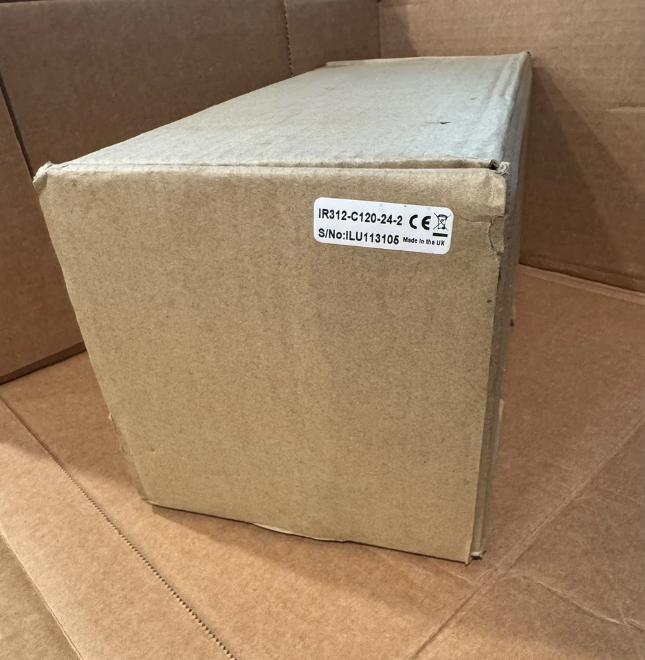 NUEVO Iluminador IR de rango medio Iluminar IR312-C 120-24-2 Foto 2 de 2