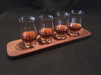Gorgeous Walnut Or Cherry Bourbon Whiskey Glencairn Tasting Flight Board Tray
