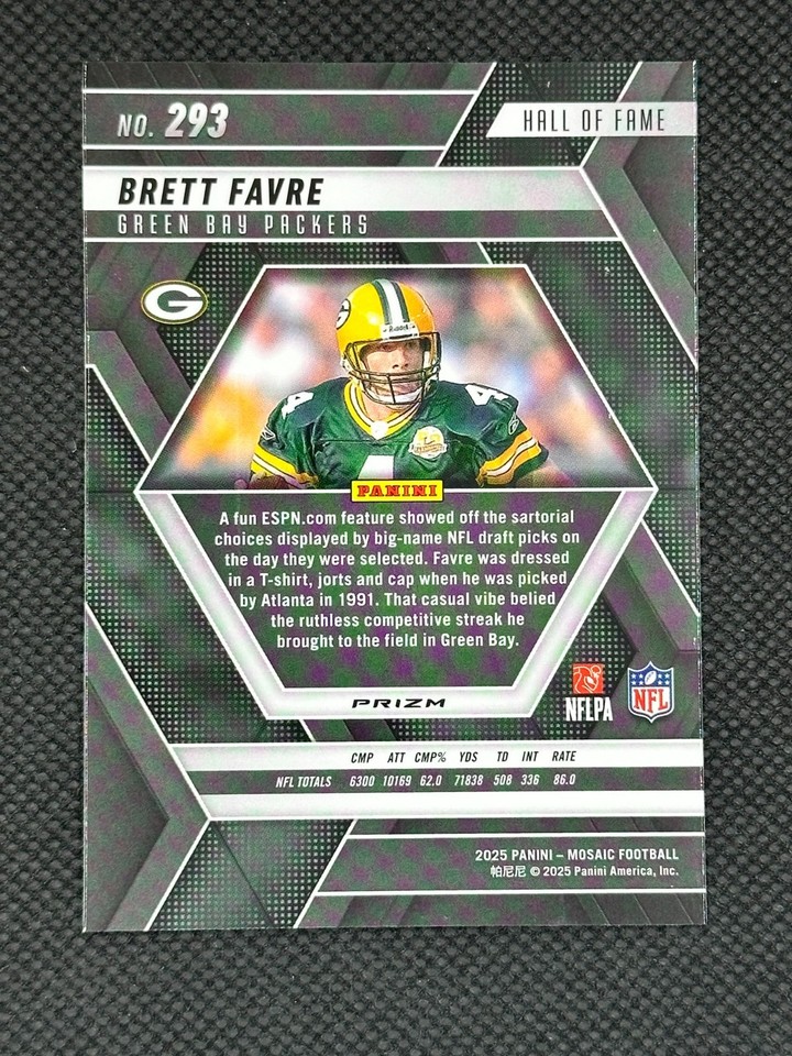 2025 Panini Mosaic Brett Favre Hall Of Fame Red Mosaic