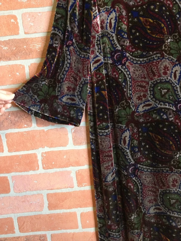 Vestido recto de terciopelo sedoso Etcetera para mujer oscuro floral cachemira talla 12 caprichoso Foto 4 de 4