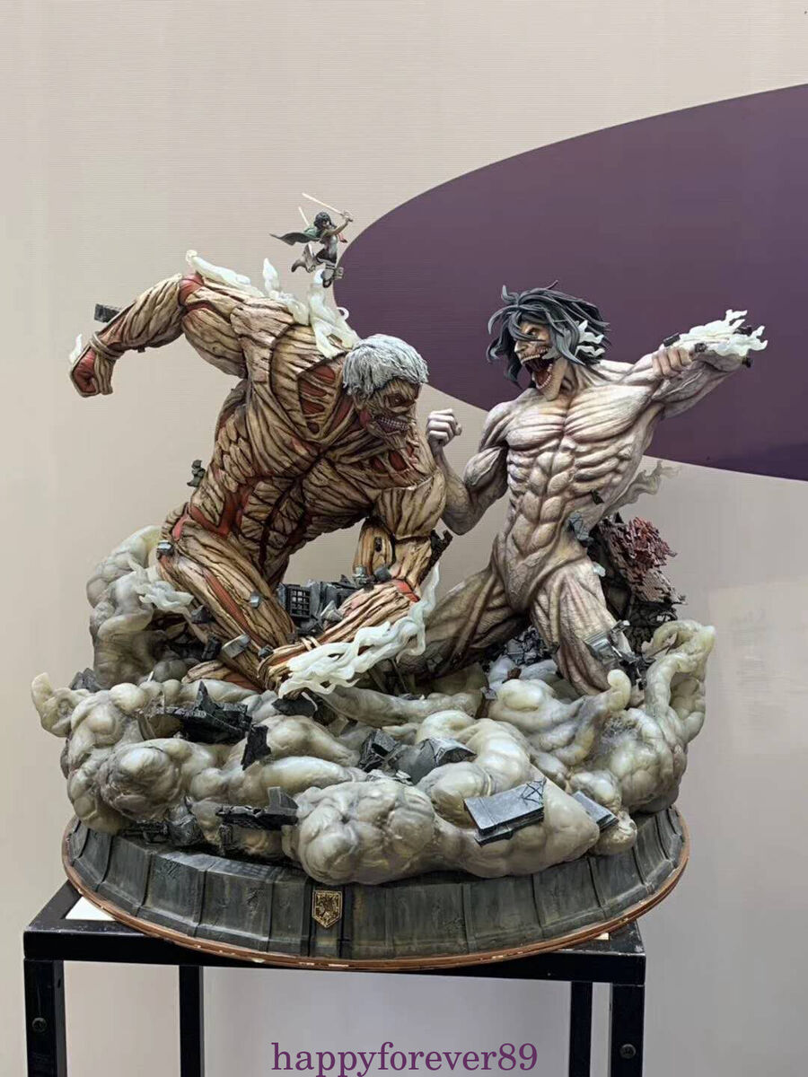 Figurama Attack on Titan Eren Jaeger VS The Armored Titan Figurama Attack on Titan Eren Jaeger VS The Armored Titan