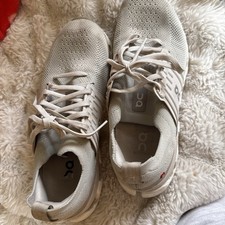 On Men s Beige Low Top Mesh Lace-Up CloudTec ...