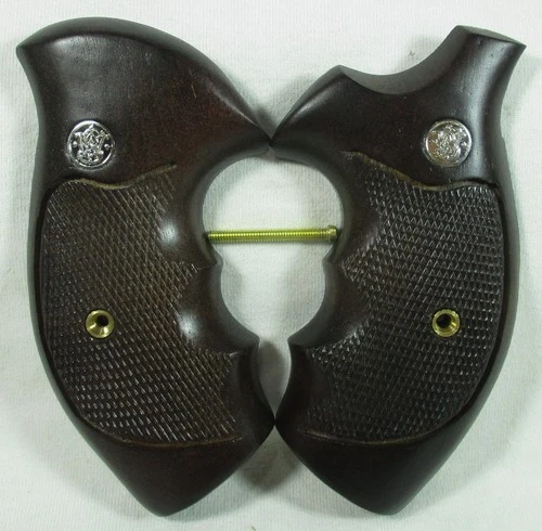New, Wood checkered grips for S&W Revolvers, K, L Frame, Round butt, 686-64-65-6