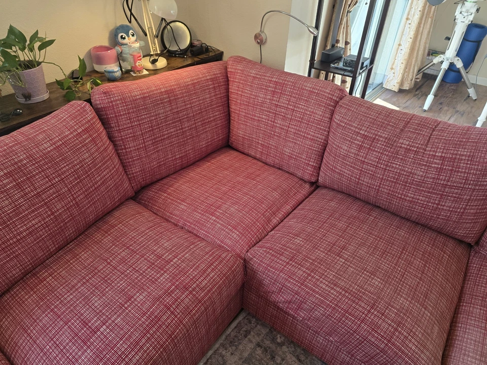 Sofá Ikea Finnala con chaise, rojo Foto 4 de 4