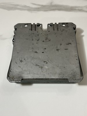 Mercedes-Benz E-Class W124 ECU Engine 0165455532 Bosch 0261203230