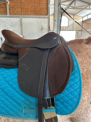Thorowgood T4 COB GP saddle 17-16.5 
