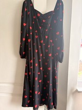 SHEIN Women's Plus Size 0XL Black Red Satin Heart Smocked Midi Dress