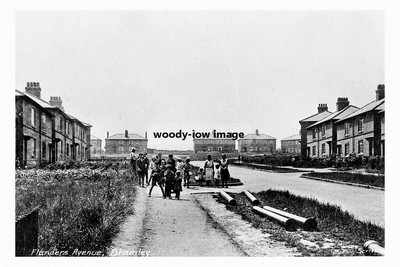 pt4177 - Flanders Avenue , Bramley , Yorkshire - photo 6x4
