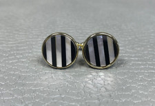 Contemporary Mother of Pearl and Onyx Yellow Gold Plated Cuff Links